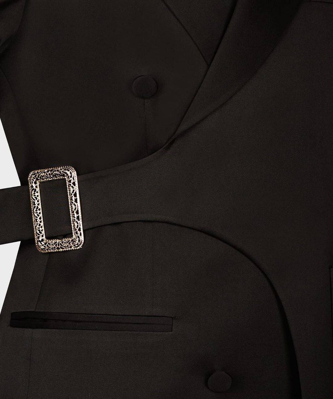 Design Men's Suits Tailored 2-Pieces Blazer Belt Pant Peaked Lapel Double Breasted Customized Plus Size Tuxedo Trajes Para Hombre Formal Occasion