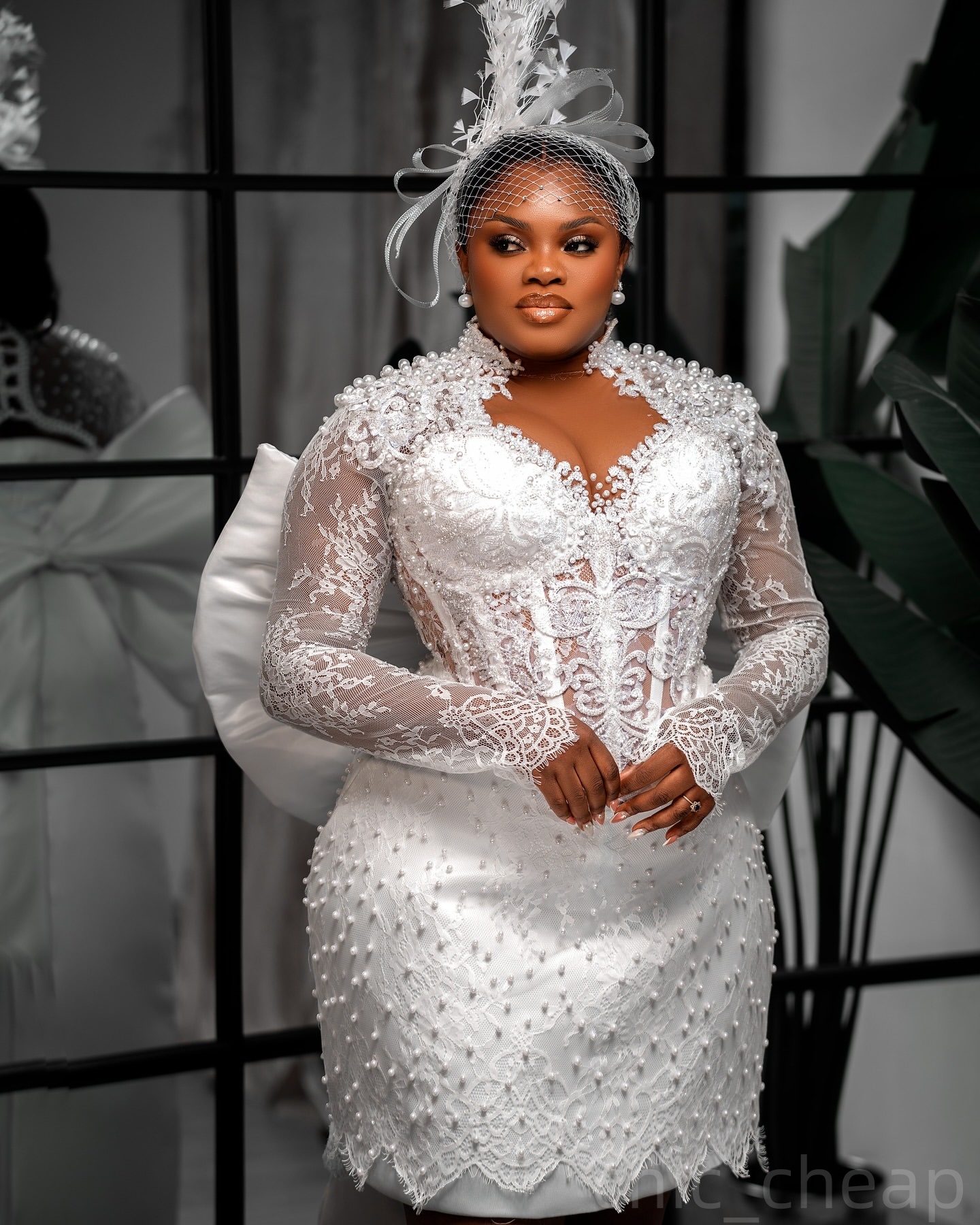 2025 Aso Ebi Plus Size White Wedding Dress Pearls Lace Sheath Knee Length Bow Full Sleeves Bridal Gowns Dresses ZJ055