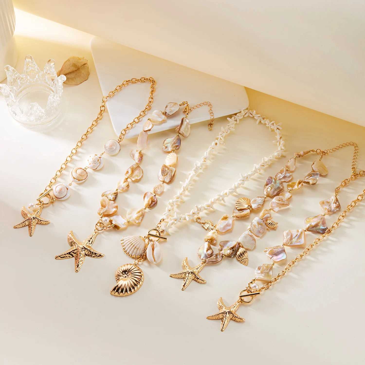 Bohemia Irregular Shell Beaded Chain Necklace for Women Summer Beach Vacation Starfish Conch Pendant Choker Necklace Y2K Jewelry XJ250524