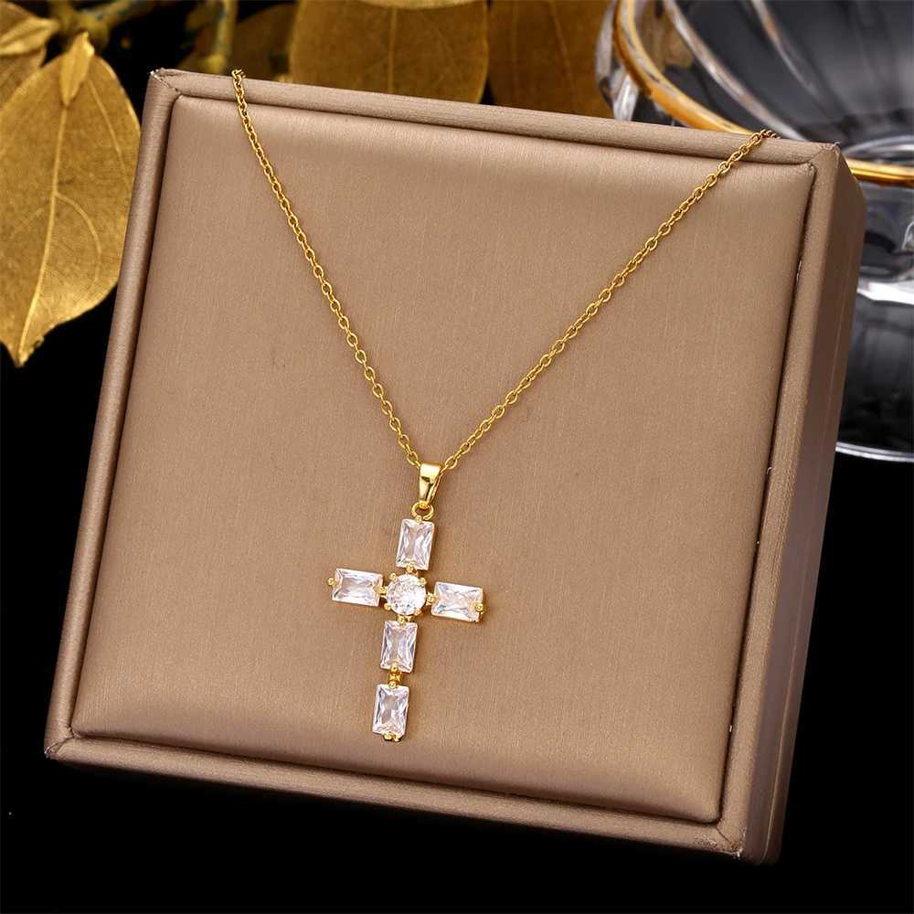 Religious Zircon Cross Rosaries Necklace Jesus Prayer Curcifix Pendant Chain Necklaces Maltese Latin Cross Choker Baptism Gift XJ250524