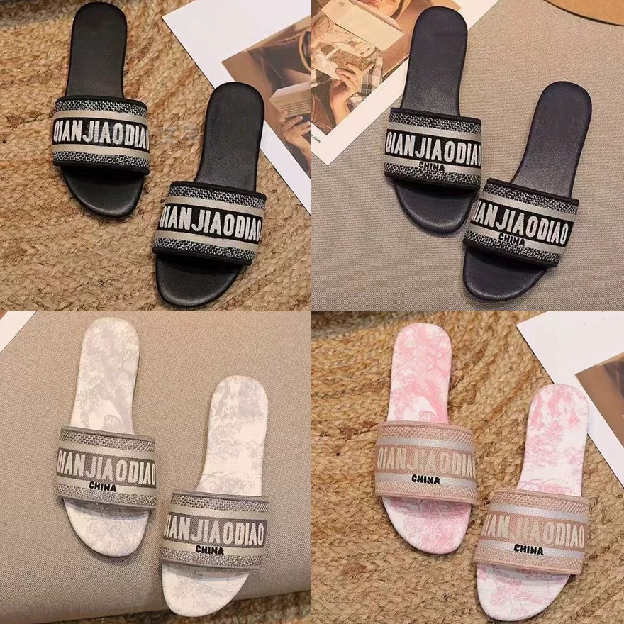 Designer Slippers Charm Women Open-toe Set Foot Summer Flat Sandals Casual Flip Flops men Slides Shoes rubber soft leather buckle black Mens slippers 5A