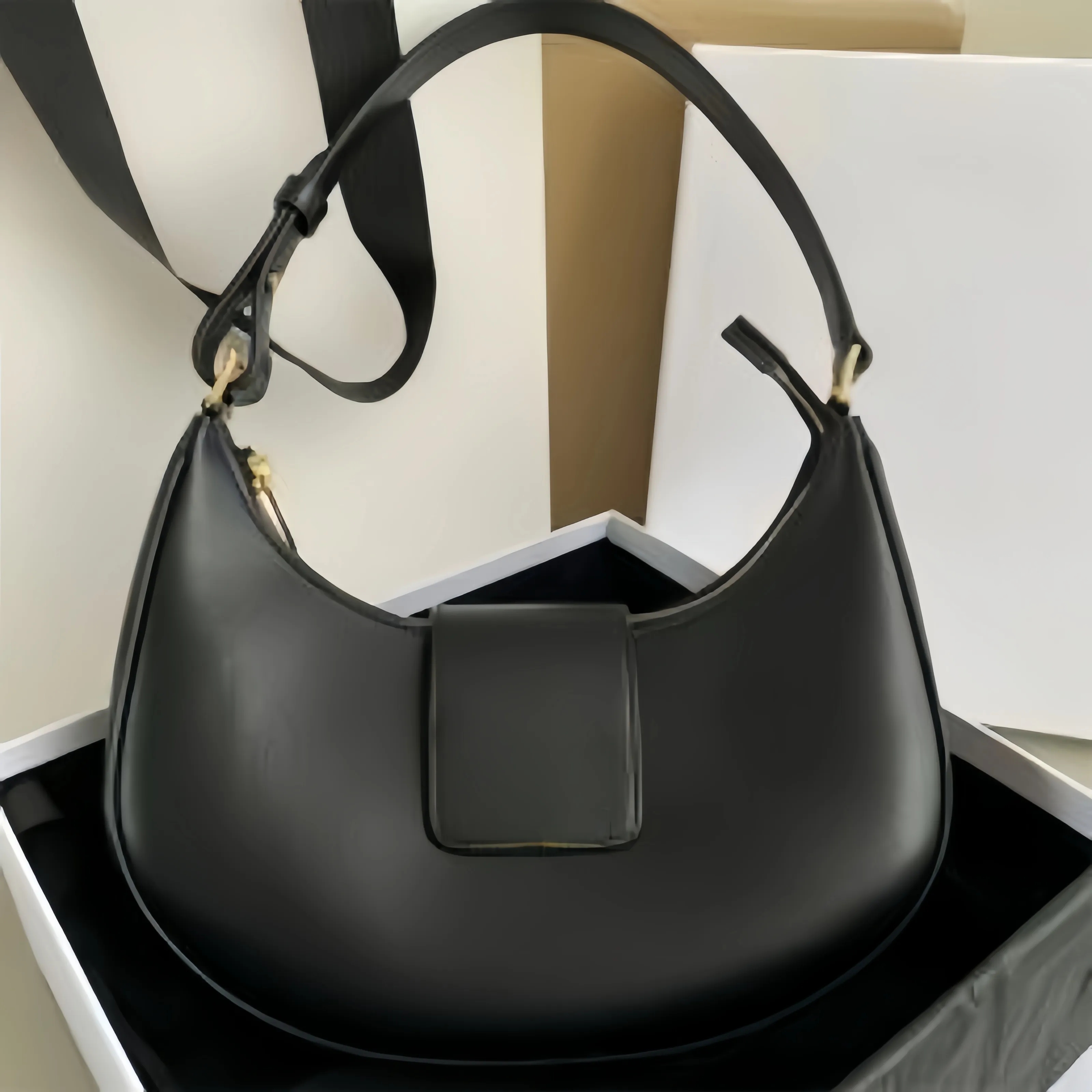 Lady TRIOMPHES Oval Wallet Crossbody Designer mens leather tote satchel mirror quality Pink round bag s handbag women's Zipper clutch shoulder bags purse