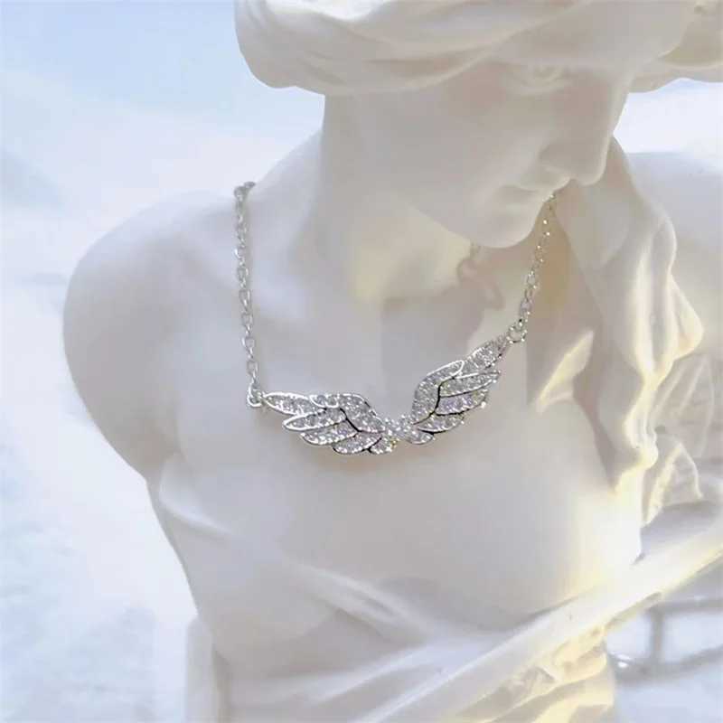 Fashion Retro Light Luxury White Jewelry Angel Wings Necklace Exquisite Personality Stainl Steel Clavicle Chain XJ250524