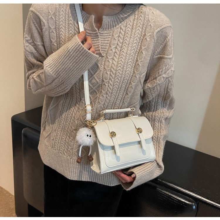 New brown Western style women's niche fashion crossbody bag, popular single shoulder mobile phone bag, trend designer crossbody bag