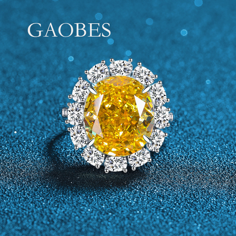 Chic Feminine Adornment Crafted from Premium .925 Silver, this Ornate Ring Highlights Unique Flora Motif Complemented by Exquisite Semi-Precious Jewel
