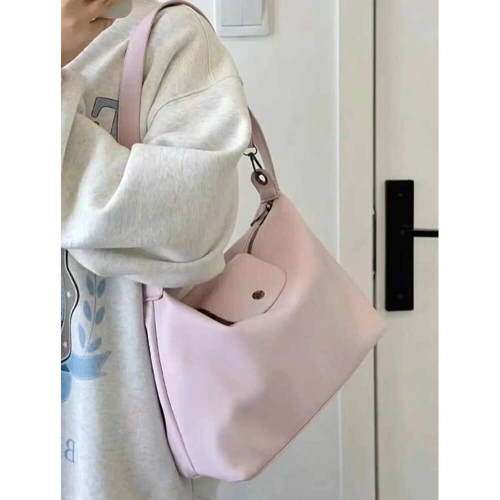 New Large Capacity Underarm 2025 Tote Commuter Crossbody Handheld Women's Bag Fashionable Single Shoulder