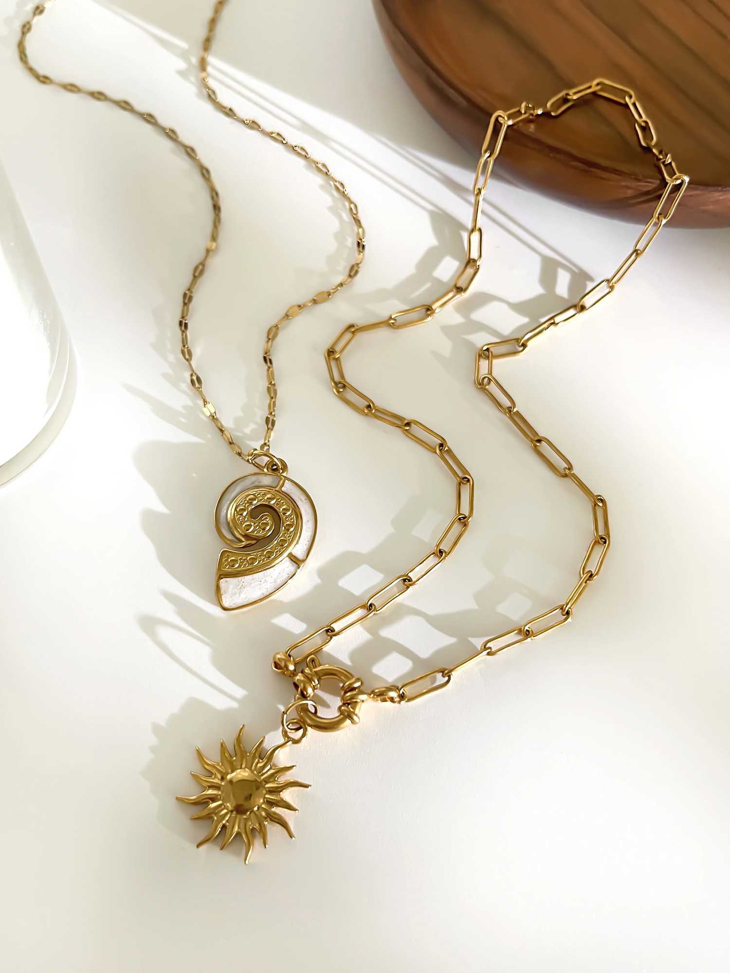 Perisbox Stainl Steel Sun Flower White Enamel Conch Pendant Necklace Stackable High Quality Fashion Party Jewelry for Women XJ250524