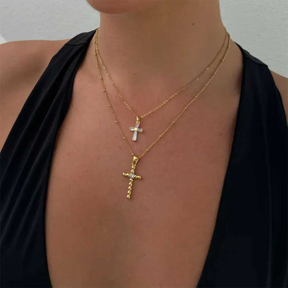 Uworld Delicate Shiny Cubic Zirconia 316L Cross Pendant Necklace for Women Stainl Steel High Quality Jewelry Water Res collar XJ250524
