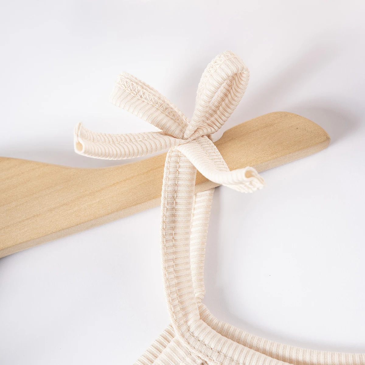 Summer Girls Clothing 2Piece Set of Solid Color Casual Short Sleeve Shorts for to Wear Comfortable and Soft Clothes 250517z