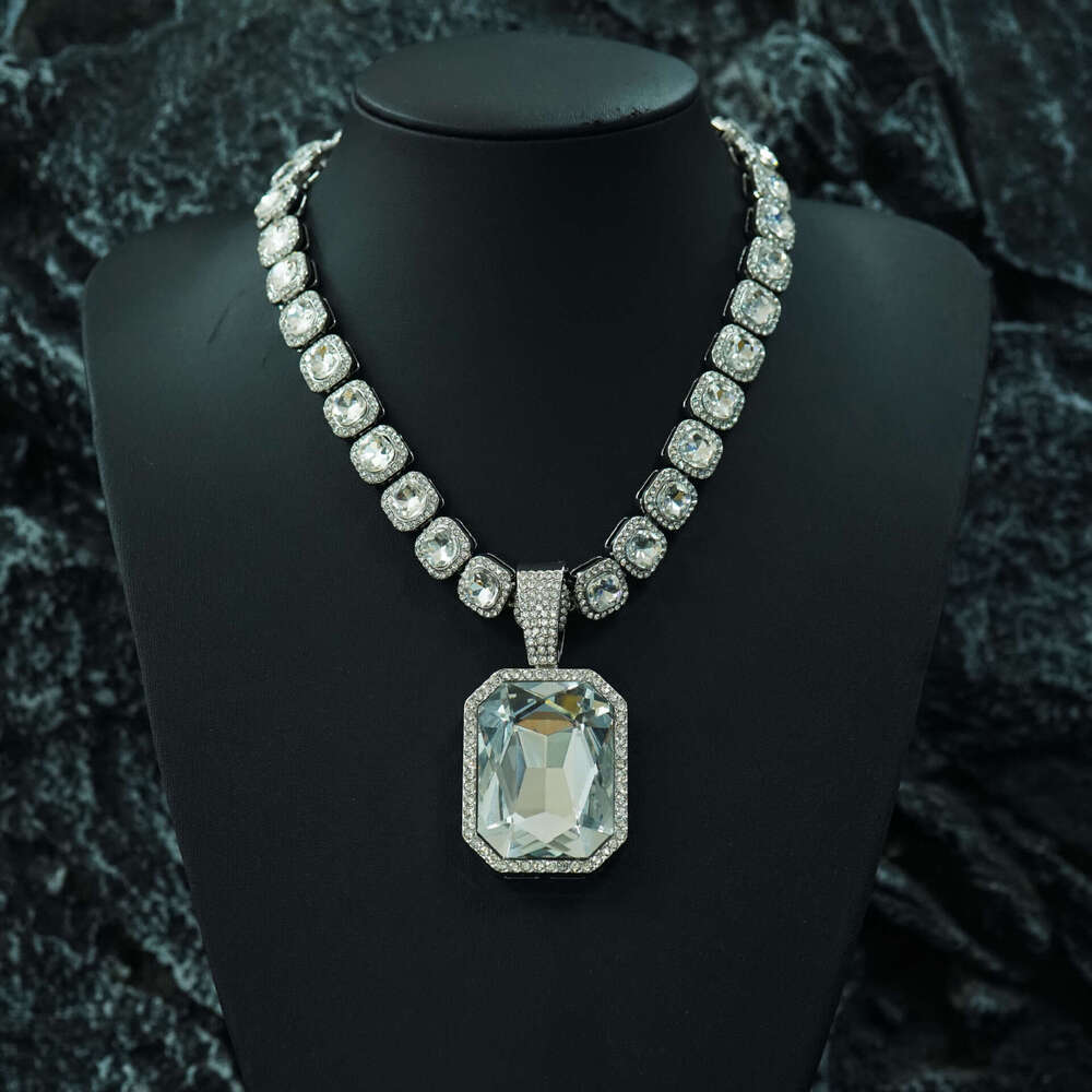 Hot selling color alloy pendant paired with colorful Cuban necklace hip hop cool necklace