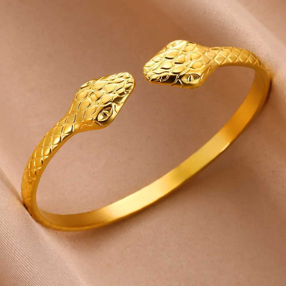 Stainless Steel Snake Bangle Bracelet For Women Vintage Gold Color Aesthetic Charm Bracelet Daily Wear Jewelry Gift mujer XJ250524