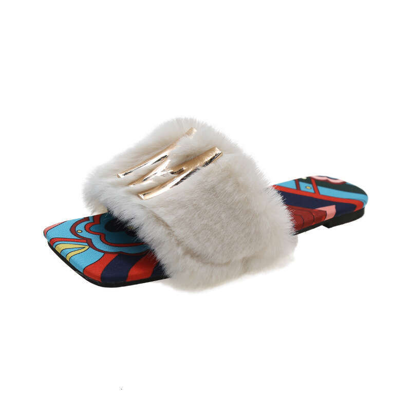 35-43 Large Hairy Slippers For Women's Summer Outerwear Fashion Sandals 2025 New Square Head Flat Slippers Designer Sandals