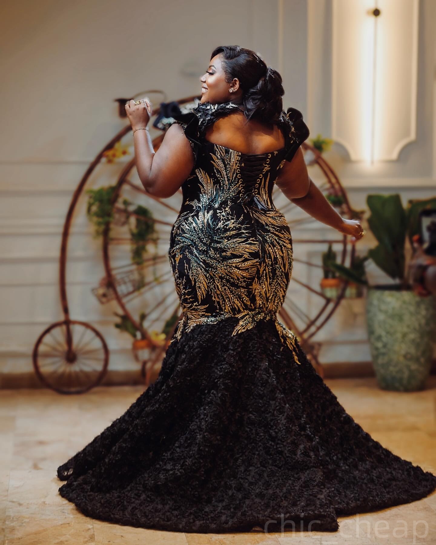 Black Mermaid Prom Dresses 2025 Lace Beaded Square Floral Lace Evening Formal Party Second Birthday Engagement Gowns Plus Size Dress For Special Occas