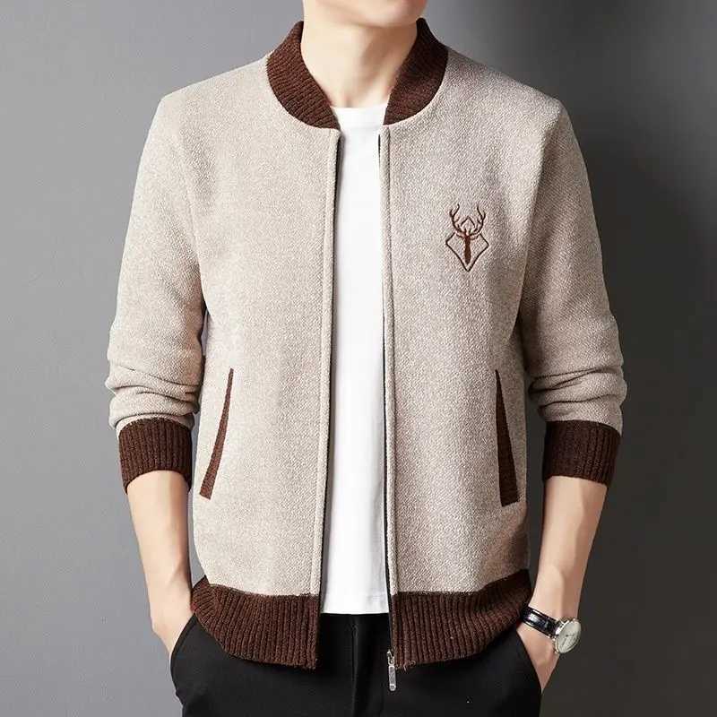 Chic Traveling Autumn Winter Men Cardigans Coats Anti-Pilling Knitted Patchwork Cootrast Color Embroidered Casual Zipper Jackets W250524
