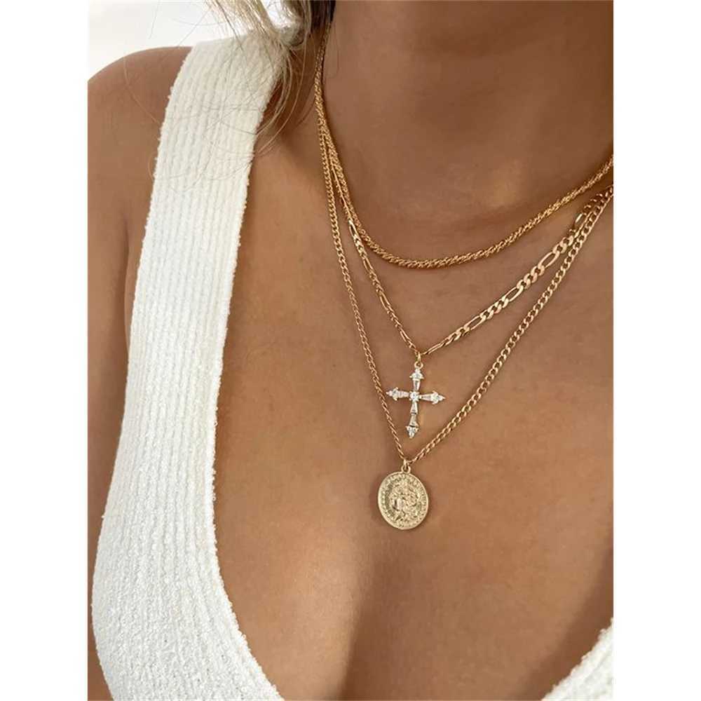 Religious Zircon Cross Rosaries Necklace Jesus Prayer Curcifix Pendant Chain Necklaces Maltese Latin Cross Choker Baptism Gift XJ250524