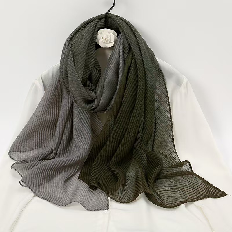 T788 autumn and winter hot sale new gradient color matching cotton and linen scarf women's fashion commuting warm all-match windproof neck scarf