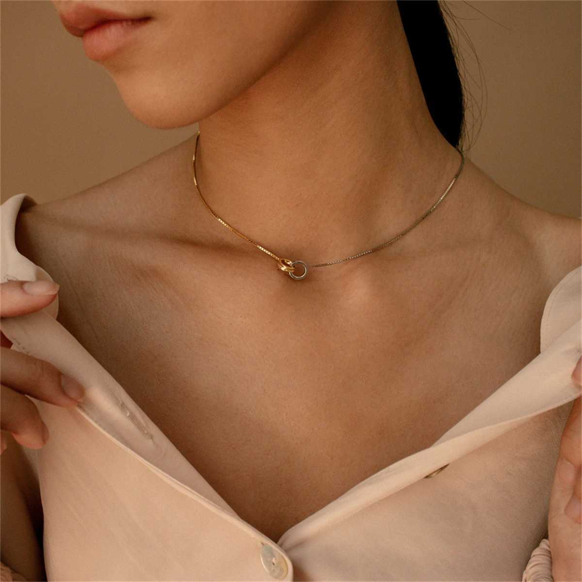 Titanium steel high color retention eternal ring asymmetric splicing neck chain short loop interlocking necklace retro XJ250524