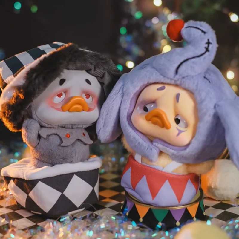 Upset Duck V4 Crazy Circus Series Vinyl Mystery Blind Box Surprise Anime Figure Duck Doll Charm Ornament Girl Gift Z250524