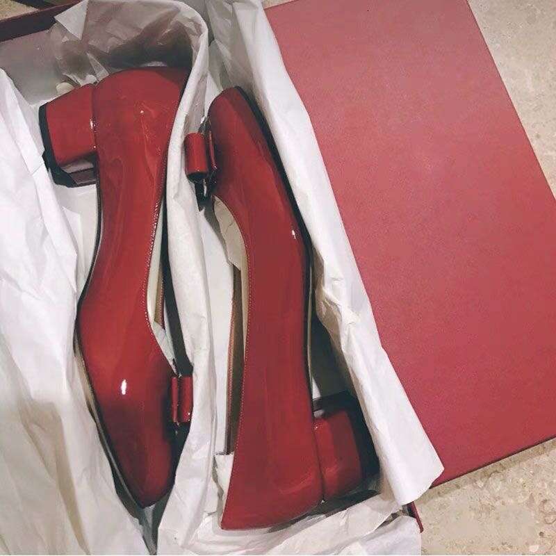 F Family 2024 Spring and Autumn New SF Genuine Leather Single Women's Mid Red Wedding Thick Heel Shallow Mouth Round Toe Flat Shoes Women