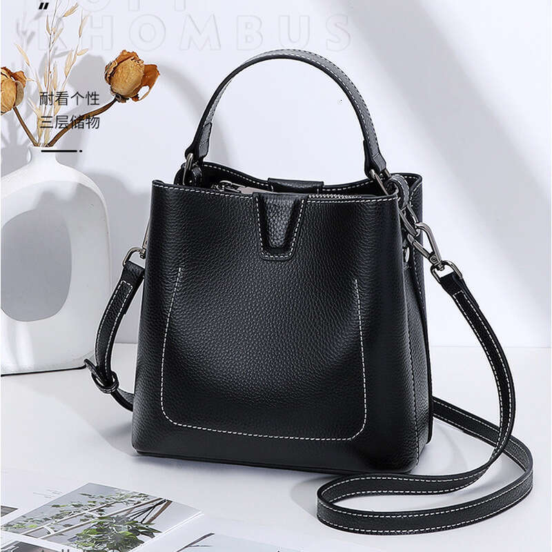Tote Bag New Tide Fashion Large Capacity Real Cowhide Shoulder Women S Earth Exquisite Versatile Crossbody Water Bucket Bag Lady Bags