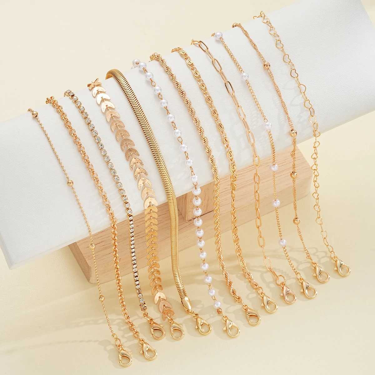 12Pcs Vintage Elegant Gold Color Bracelet Sets Simple Copper Metal Zircon Pearl Chain Bracelet Everyday Party Jewelry Gifts 2024 XJ250524