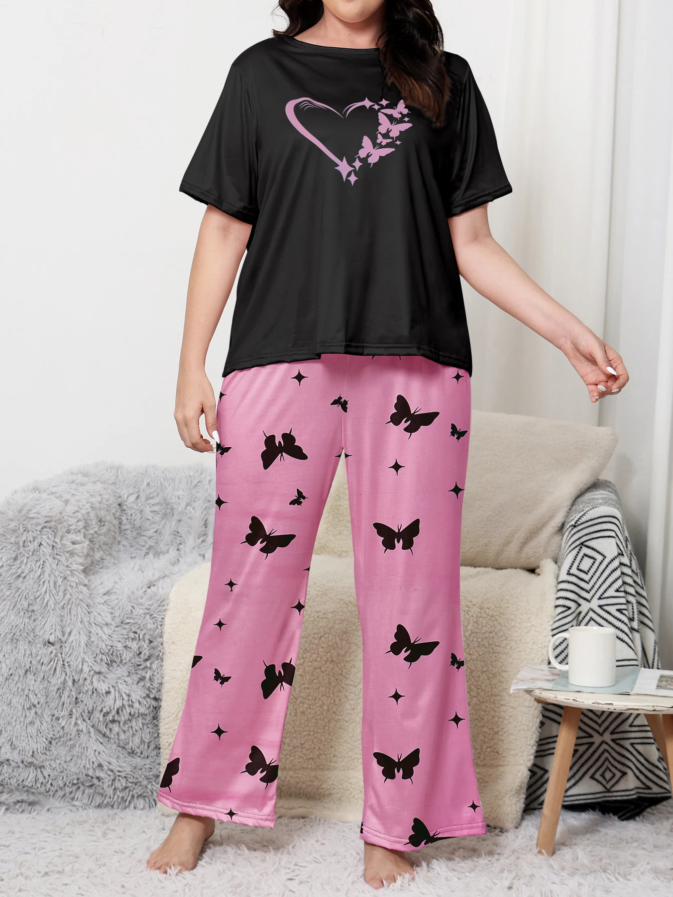 Plus size pajama set love short sleeved butterfly pants suitable for both home and casual wear Short plus 250513Z