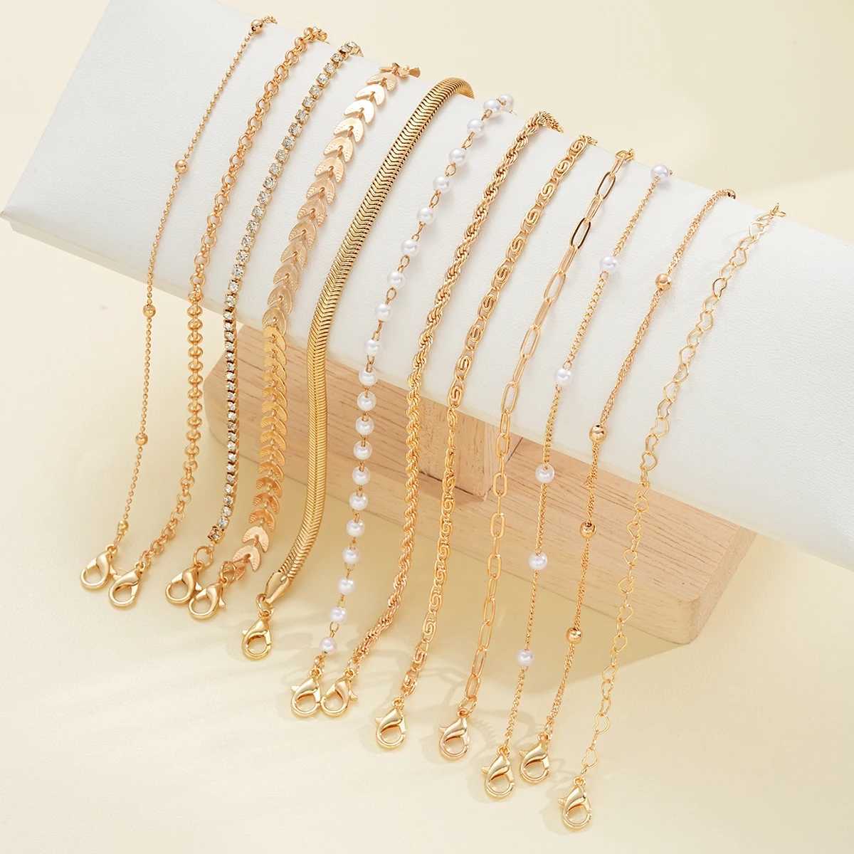 12Pcs Vintage Elegant Gold Color Bracelet Sets Simple Copper Metal Zircon Pearl Chain Bracelet Everyday Party Jewelry Gifts 2024 XJ250524