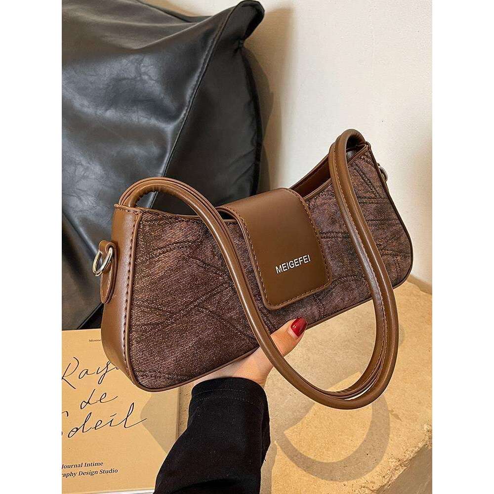 Underarm bag female Joker shoulder bag handbag crossbody baguette small bag