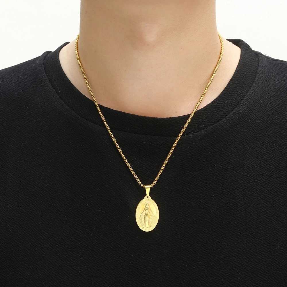 Golden Color Medal Virgin Mary Necklace Stainless Steel Virgin Mary Pendant Necklace For Men Women Cross Medallion Choker XJ250524