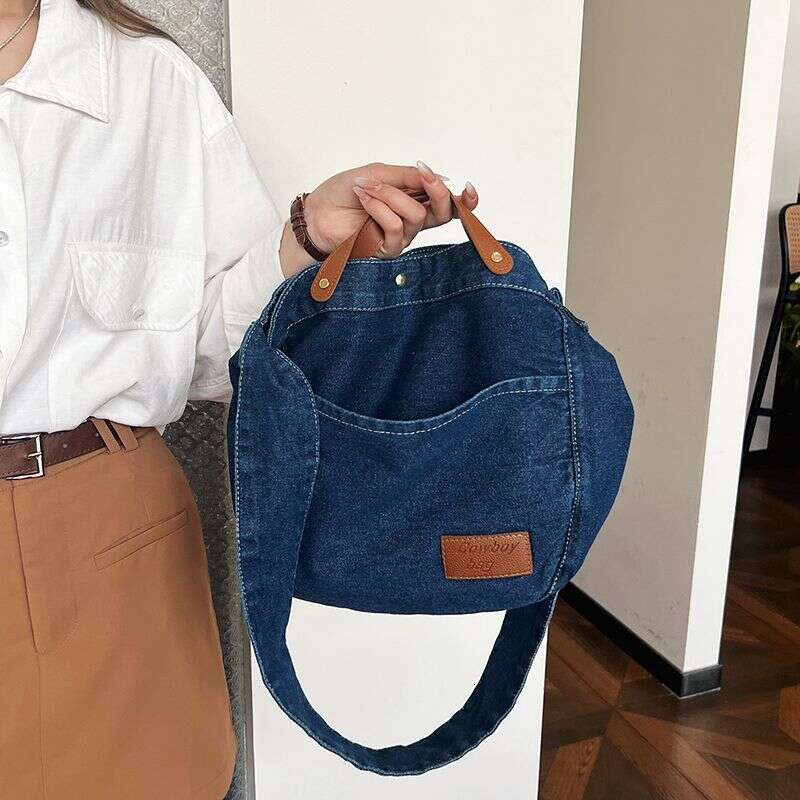denim bags Cowboy cloth for women 2025 new simple casual college student crossbody bag fashionable hand-held shoulder bag