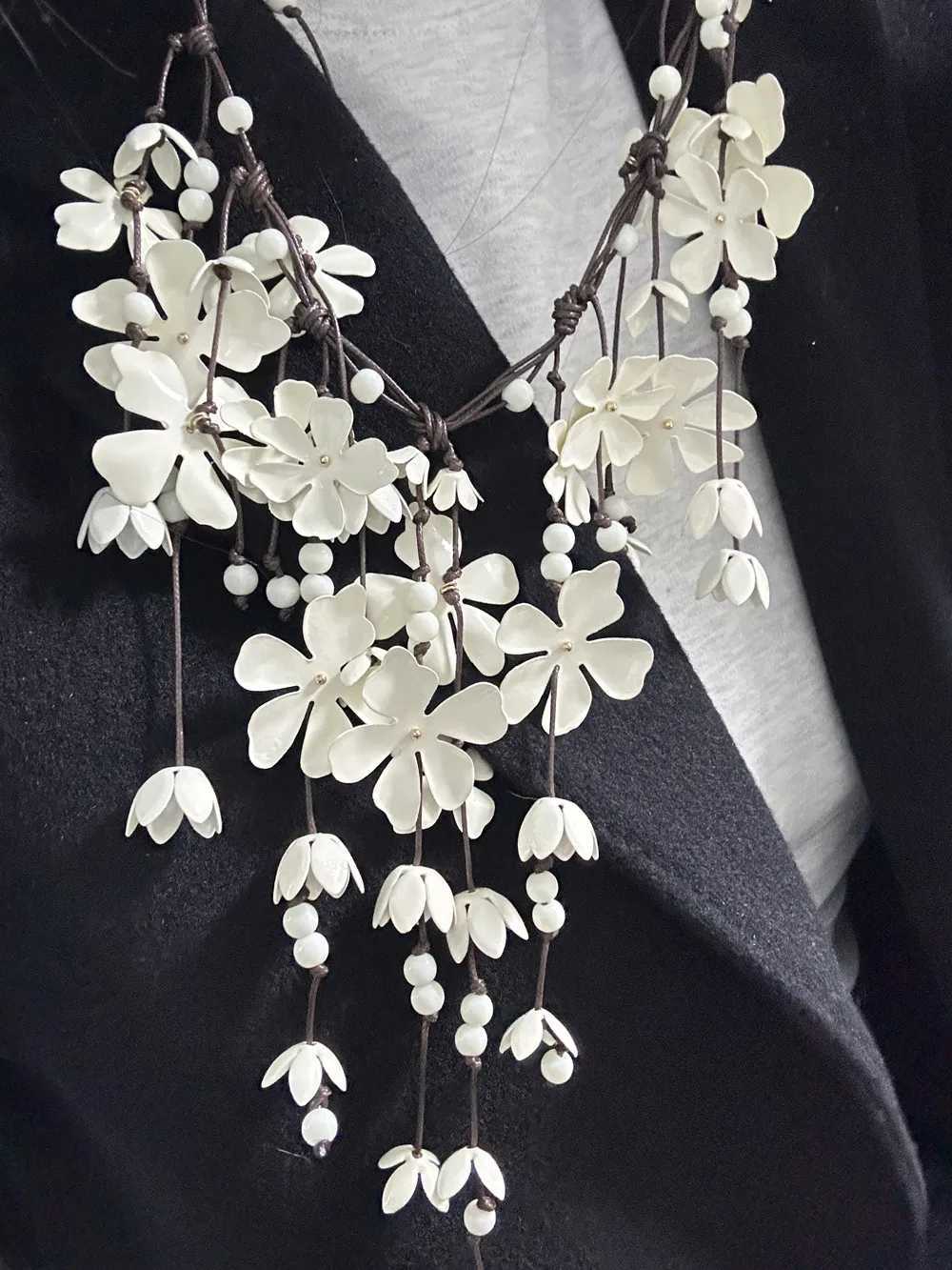 Multi-layered Waterfall Shed White Flowers Necklace for Women Boho Handmade Chains Tassels Necklaces Jewelry Accories XJ250524