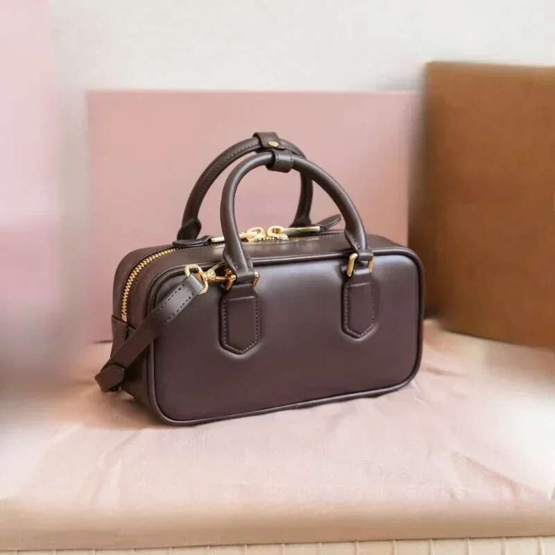 Arcadie Cowhide Top Handle Bag for Women Fashionable and Versatile Handbag High Definition Edition designer bag