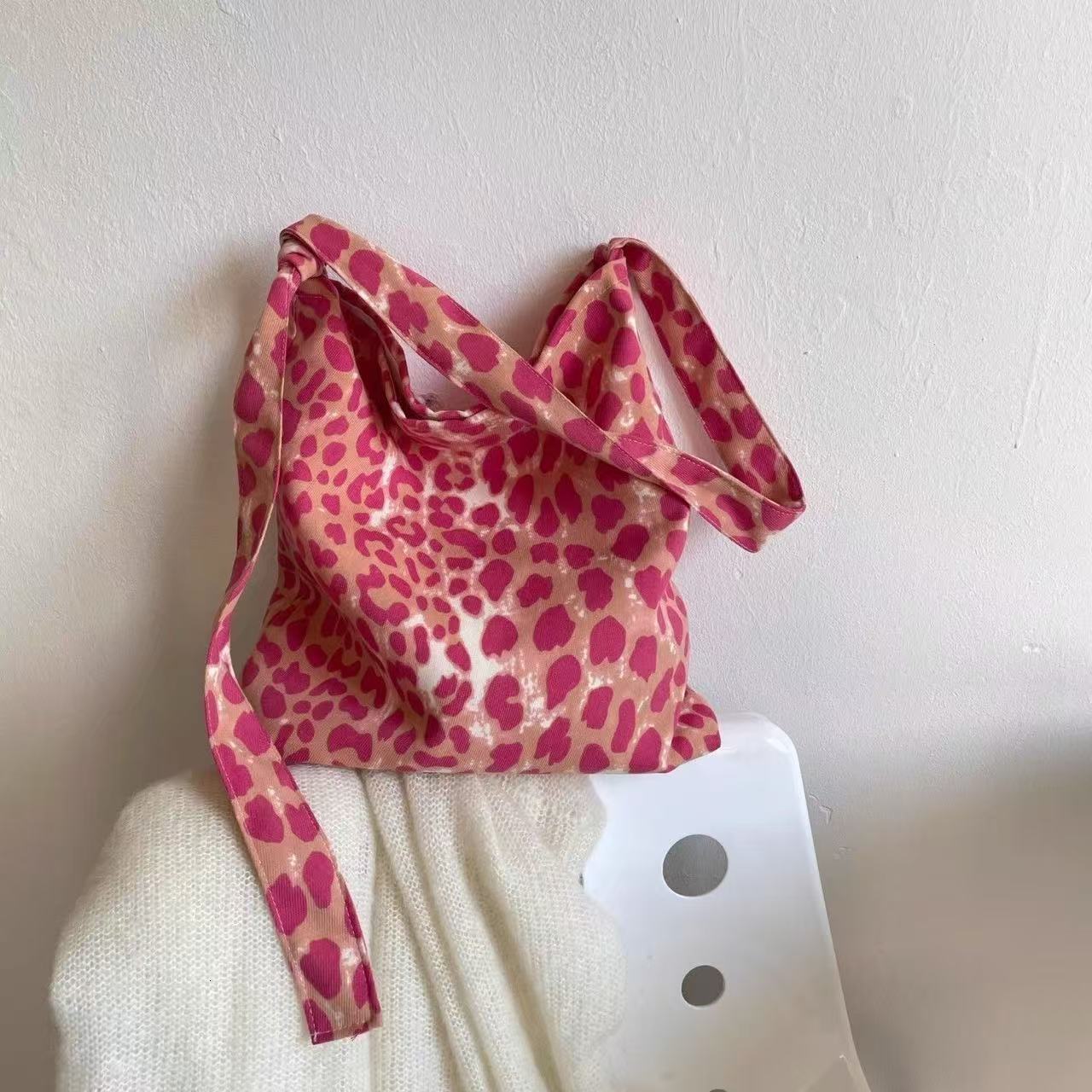 New Pink Leopard Pattern Large Capacity Shoulder trend Adjustable Corduroy Bag Designer Fashion Crossbody Bag Women's Shoulder Bag
