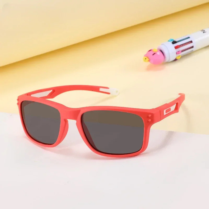 Outdoor Sports Kids Square Sunglasses Polarized UV400 Protection Flexible Silicone Glasses Shades for Boys Girls 3-12 Years Old 250522
