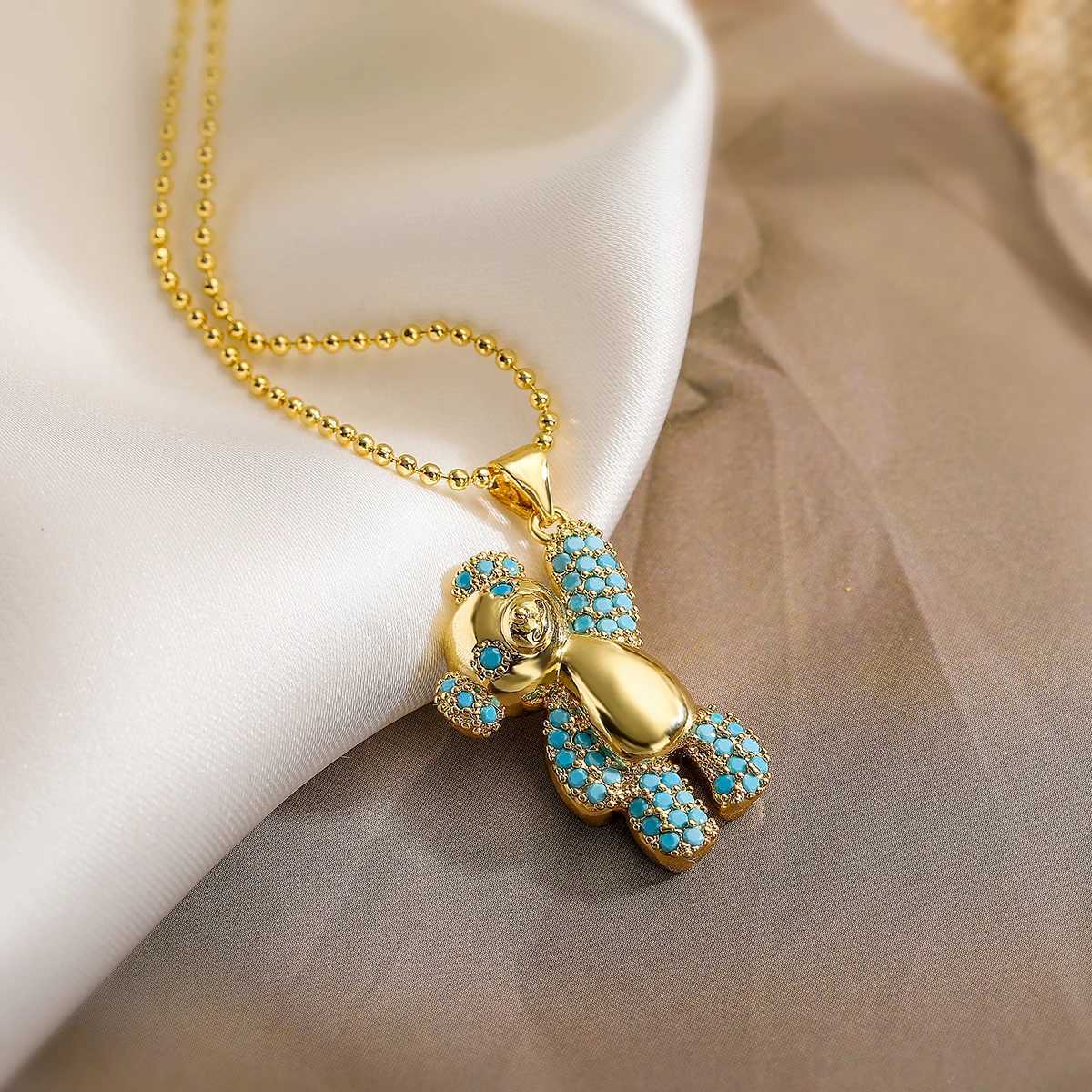 INS Design Hpy Bear Pendant Necklaces For WomanVintage Cubic Zirconia AccoriesStainl Steel Chain Jewelry XJ250524