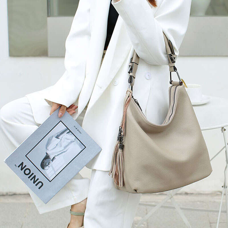 Tote Bag New Top Layer Cowhide Shoulder Genuine Leather Bag Handbag Simple Tassel Women S Bag Lady Bags