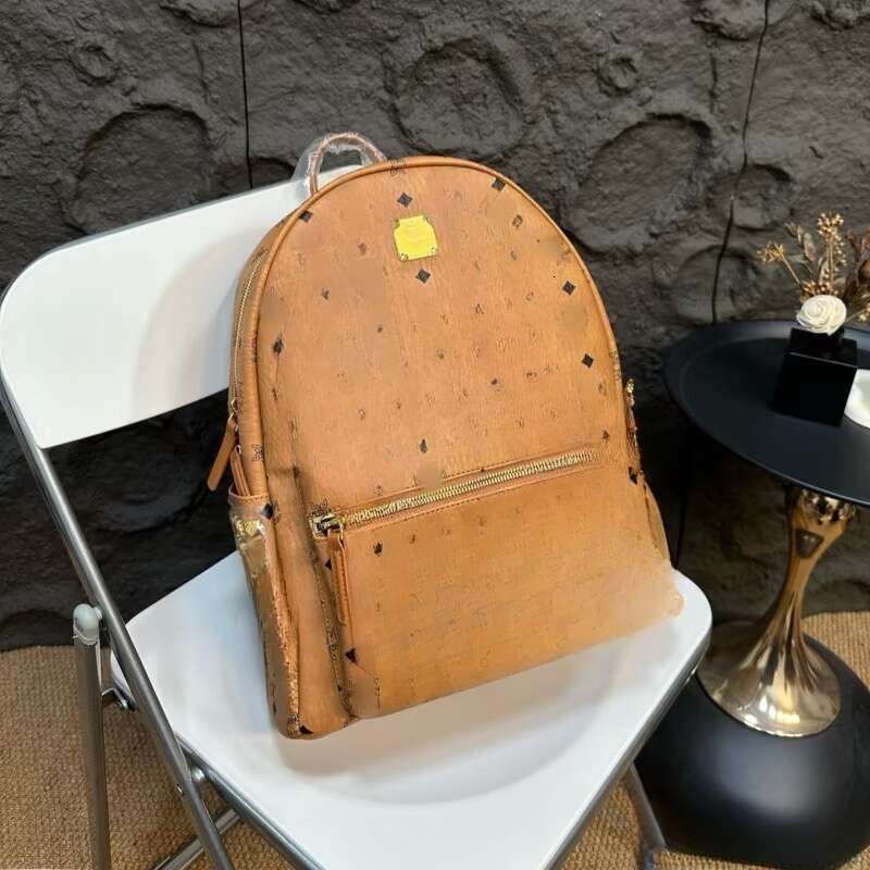 Leather Handbags Mcmpurse Backpack Large Size Men And WomenRivet Printing Lady Bags Boy Girl School Bag Senior Sense High mcmpurse bag 245 01e 562