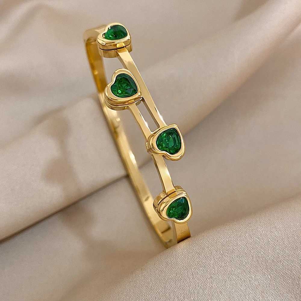 Greater Romantic Cubic Zirconia Heart Stainless Steel Bangles Bracelets for Women Gold Plated Jewelry Valentines Day Gift XJ250524