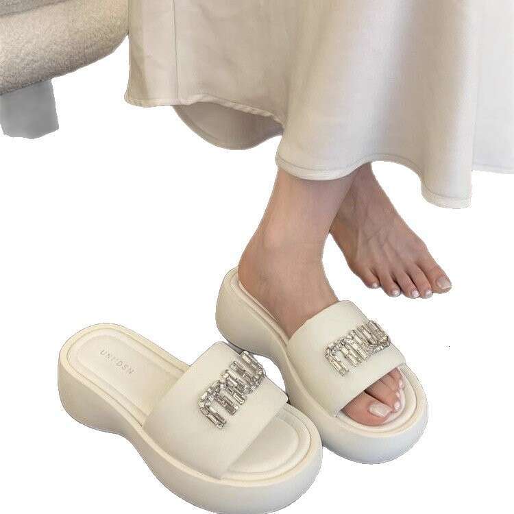 Sheepskin Sponge Cake Thick Soled Women's Shoes, Small Cool Slippers, Women's Summer Outdoor Wear, 2025 Designer Sandals Vacation Beach Lazy