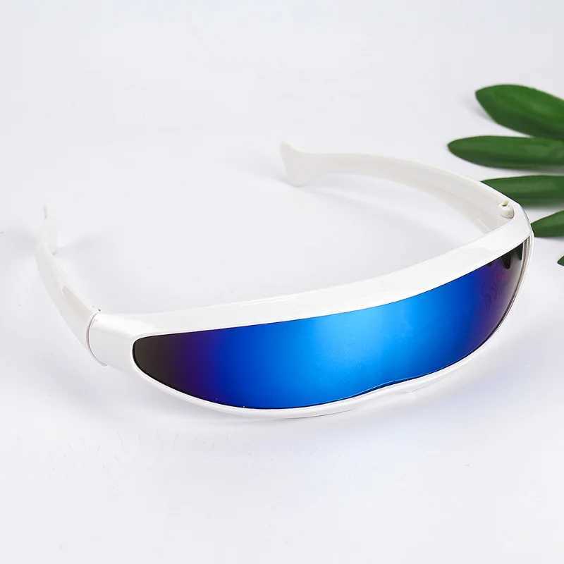 New Futuristic Narrow Cyclops Sunglasses Laser Eyeglasses UV400 Personality Mirrored Lens Costume Eyewear Men Sunglasses V250524