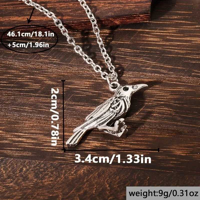 Retro Punk Style Animal Black Eyed Crow Pendant Womens Party Jewelry Necklace XJ250524