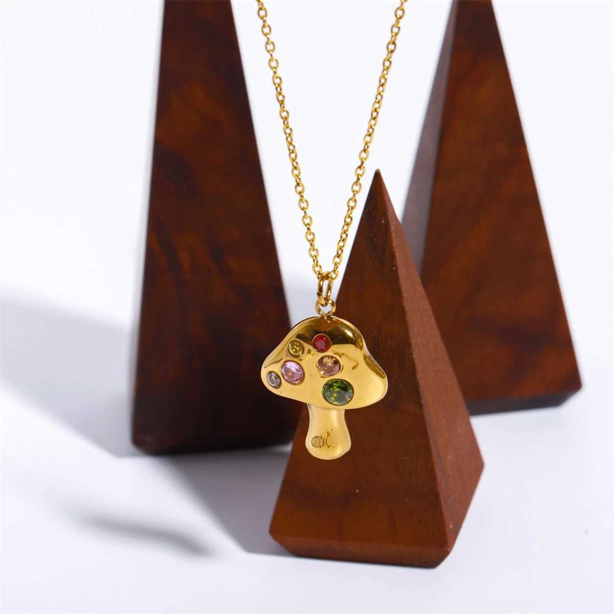 Stainless steel mushroom necklace with lucky symbol embedded in zirconium necklace gold-plated and color preserving XJ250524