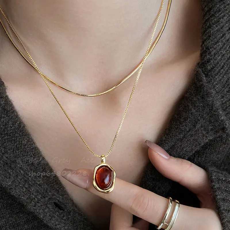 Vintage Brown Natural Stone Pendant Necklace for Women Fashion Geometric Long Leather Rope Necklace Sweater Chain Jewelry Gifts XJ250524