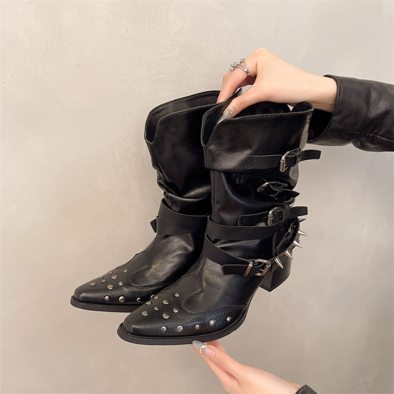 free shipping designers for womens 2025 new pointed V-neck slim black niche rivet knight boots fashion boots