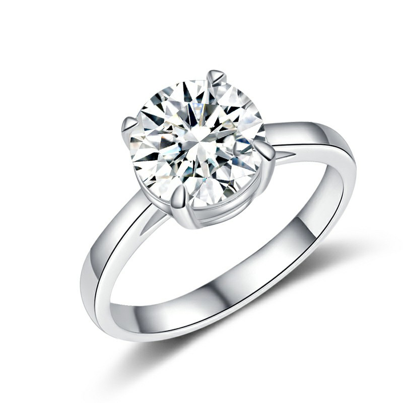Exquisitely Handcrafted 925 Sterling Silver Jewelery: Chic Ice Crystal Inspired Pendant Featuring Lustrous Polished Finish