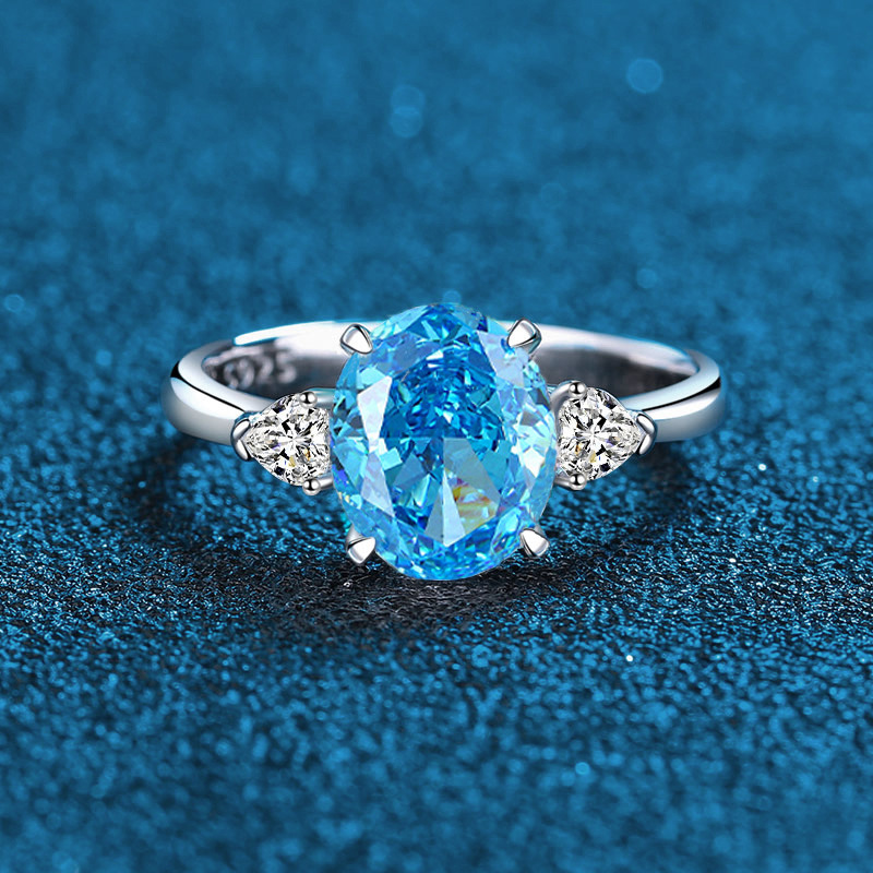 Exquisite Multicolored Diamond Solitaire Ring Crafted from Premium 925 Sterling Silver