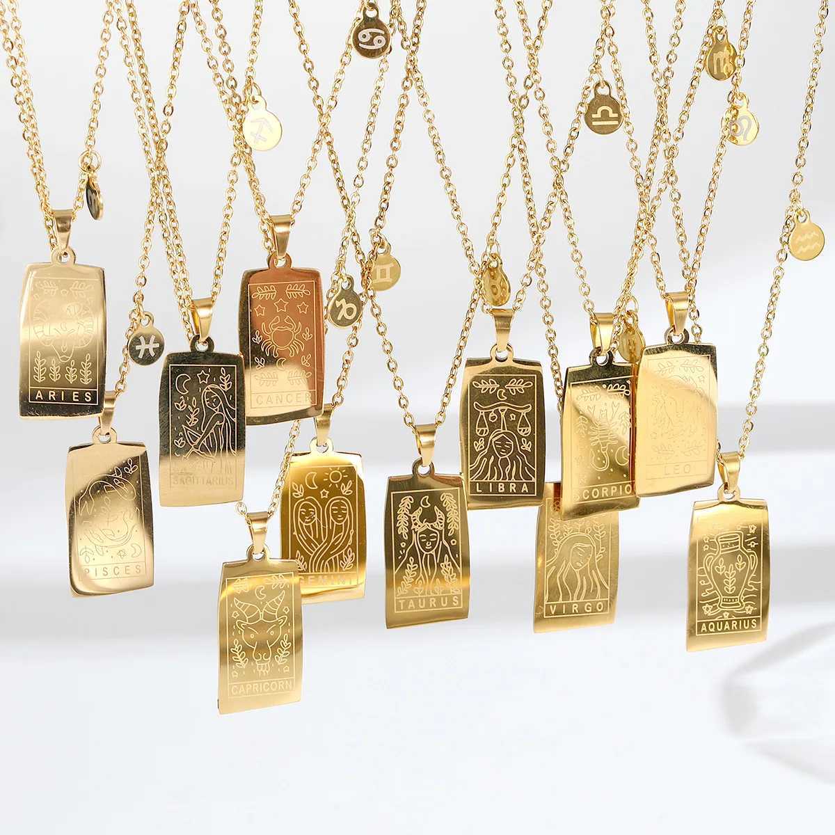 Vintage12 Constellations Tarot Stainl Steel Necklaces for Women Gold Color Zodiac Sign Square Pendant Necklace Clavicle Chain XJ250524