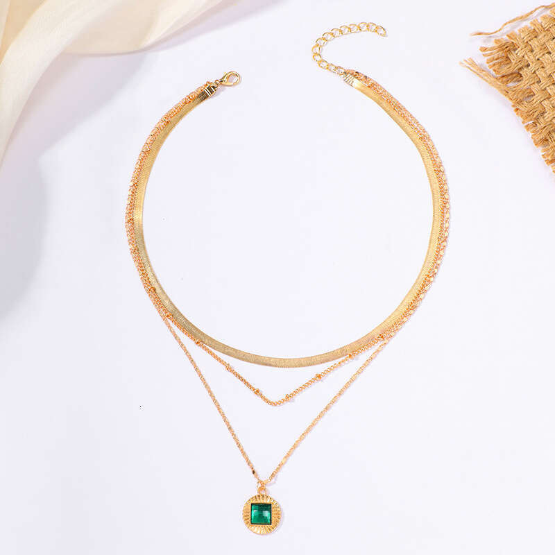 Hot selling green pendant with multiple layers alloy chain necklace fashionable accessory