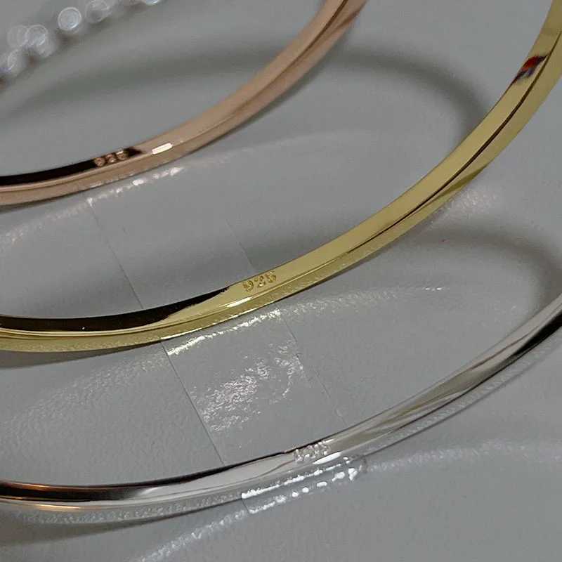 Top Quality Fashion ly Bangle Pure Sterling 925 Silver Jewelry For Women Design Bangle Cute Diamond Party Gift Jewelry Size6 Z250524