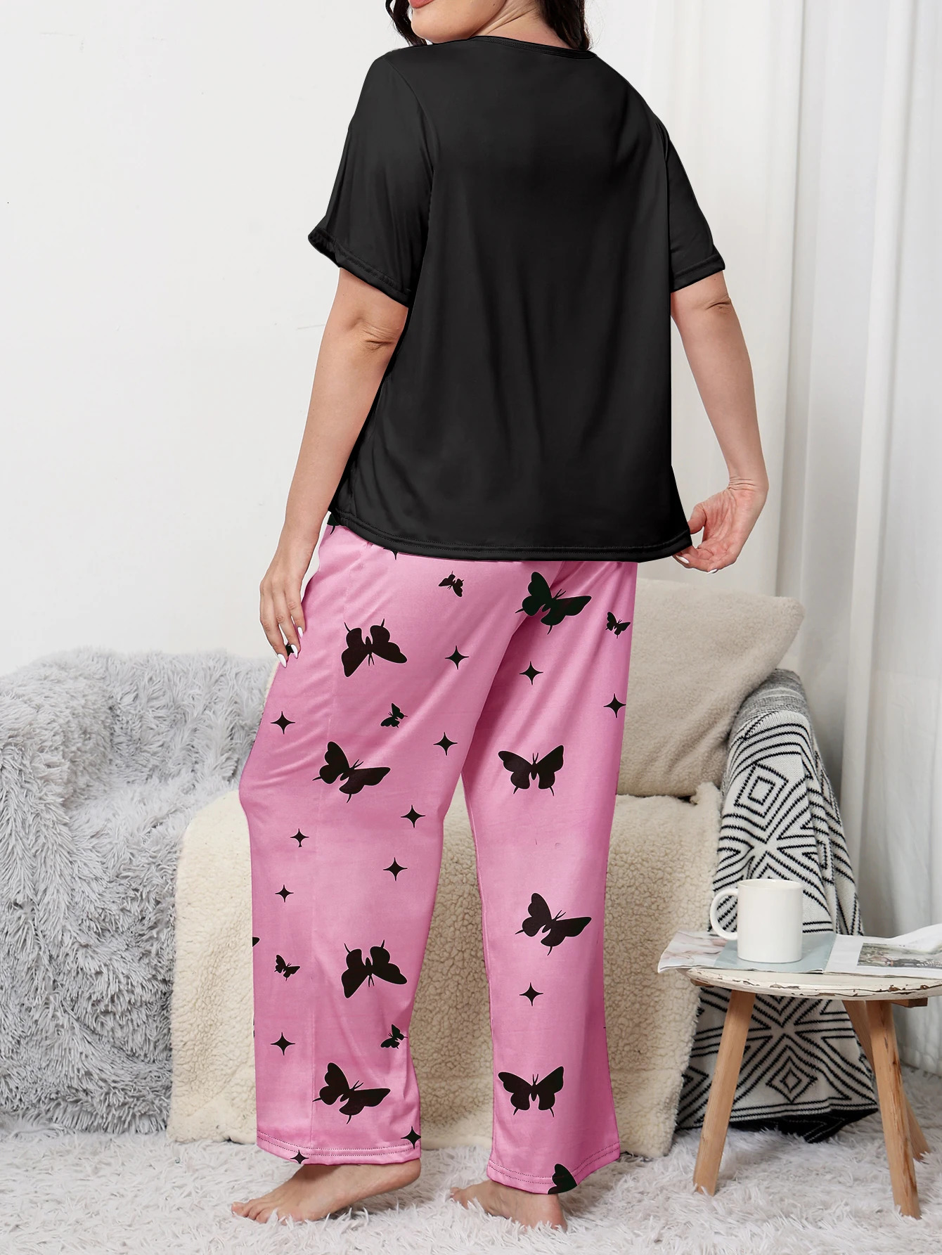 Plus size pajama set love short sleeved butterfly pants suitable for both home and casual wear Short plus 250513Z